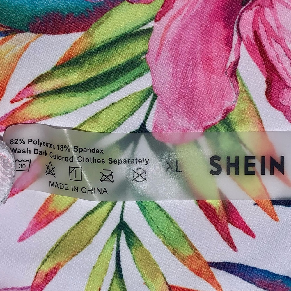 SHEIN SWIMSUIT - Picture 4 of 5